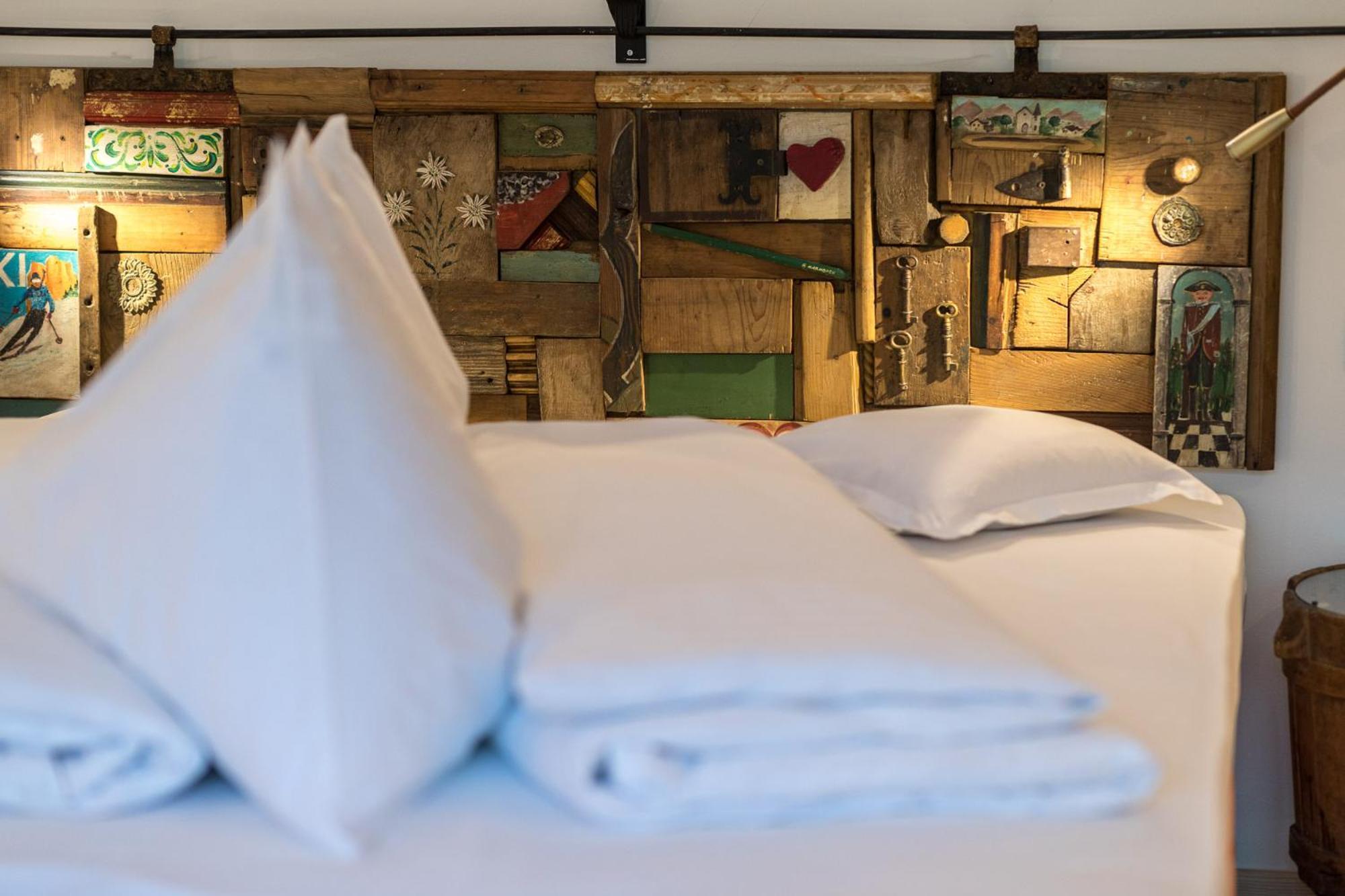 Al Plan, A Mountain Moving Hotel San Vigilio Di Marebbe Room photo